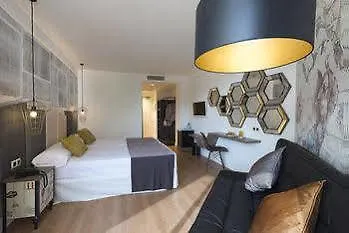 Fergus Pax Hotel Magaluf